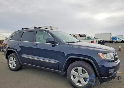 2013 Jeep Grand Cherokee Laredo из США, поврежденный, VIN 1C4RJFAG6DC609956